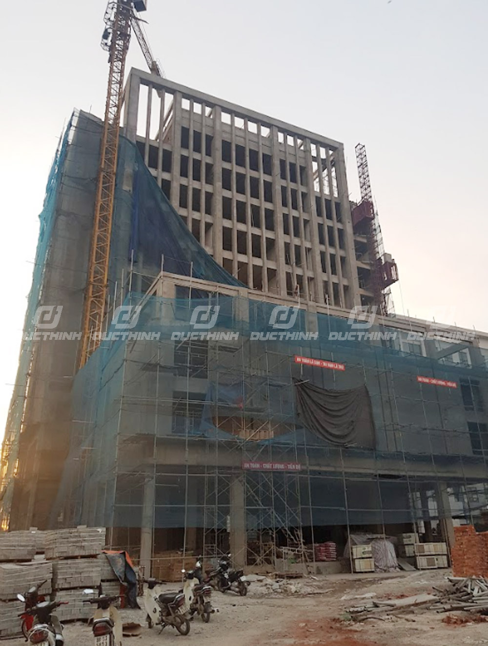 NHÀ LÀM VIỆC TRUNG TÂM 701 – TỔNG CỤC II