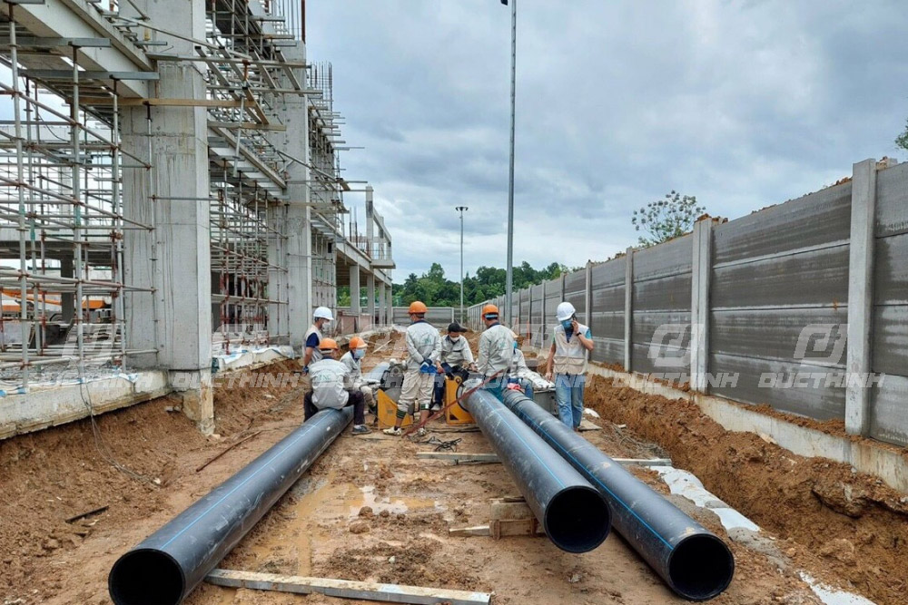 NHÀ MÁY VẬT LIỆU POLYMER CÔNG NGHỆ CAO
