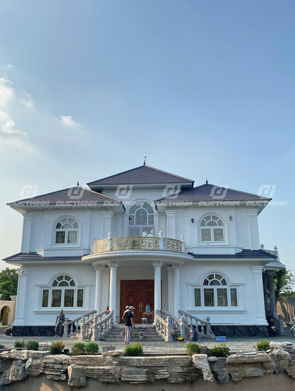 BIỆT THỰ SÂN VƯỜN