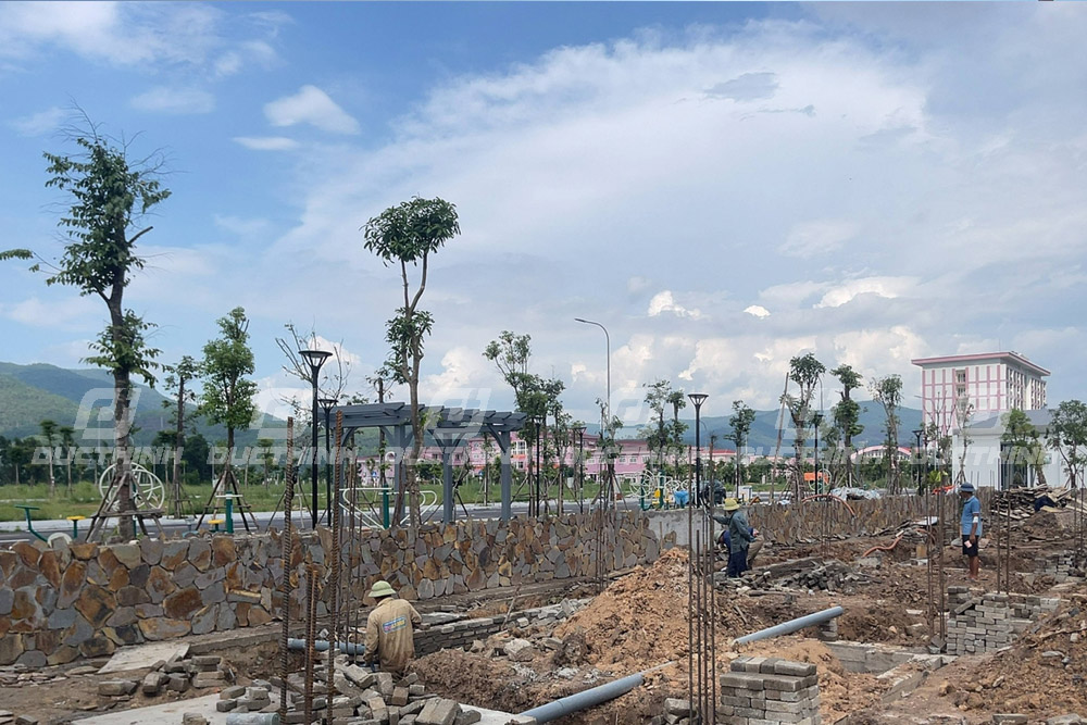 THI CÔNG NHÀ TRẺ