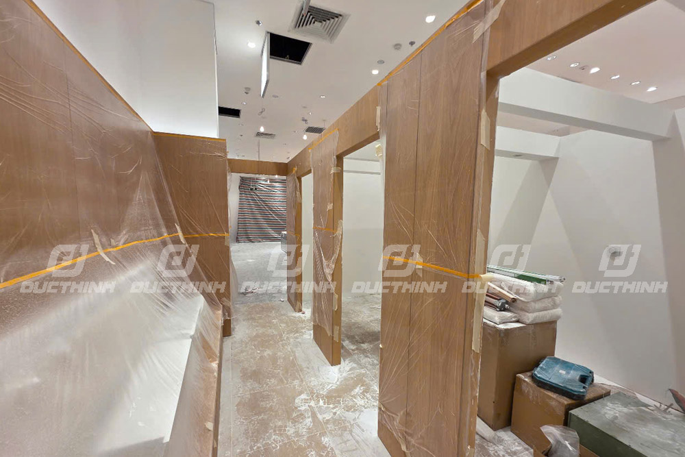 CÔNG TRÌNH HOÀN THIỆN SHOP KÍNH TTTM AEON MALL HẠ LONG, TỈNH QUẢNG NINH