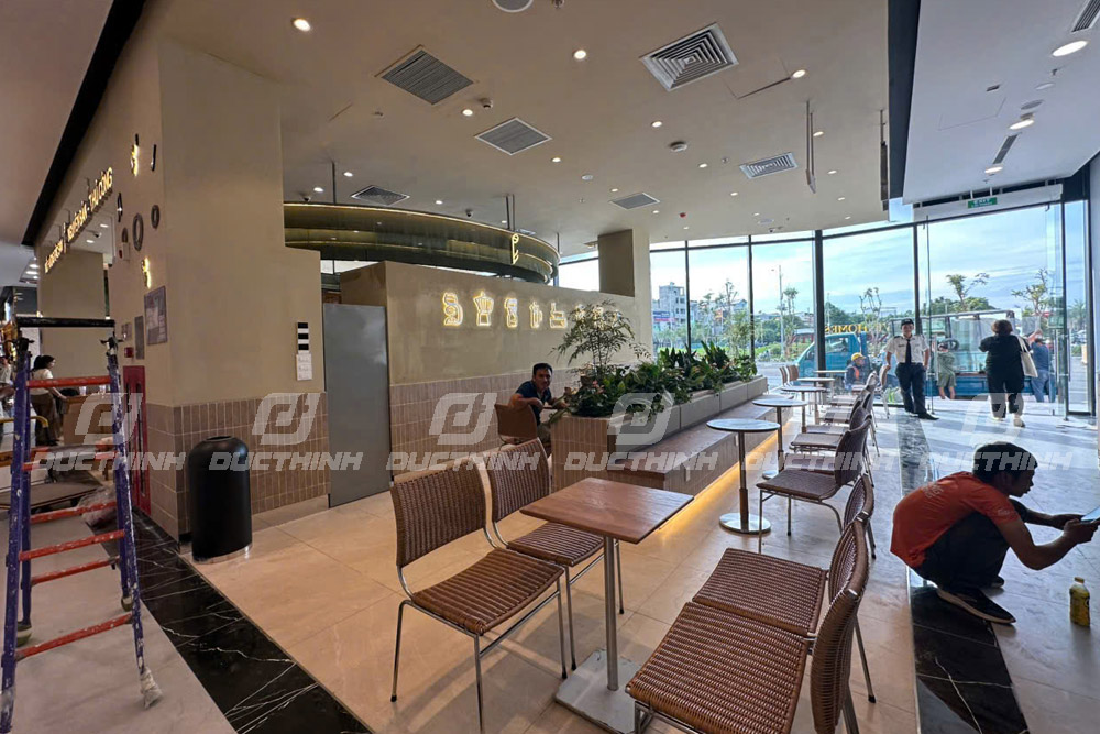 CÔNG TRÌNH HOÀN THIỆN CHUỖI CỬA HÀNG PHÊ LA TTTM VINCOM ĐAN PHƯỢNG, THÀNH PHỐ HÀ NỘI