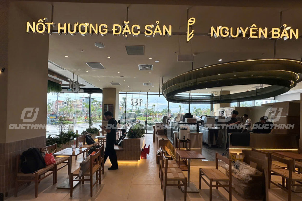 CÔNG TRÌNH HOÀN THIỆN CHUỖI CỬA HÀNG PHÊ LA TTTM VINCOM ĐAN PHƯỢNG, THÀNH PHỐ HÀ NỘI